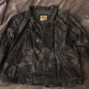 Camouflage chic jacket!